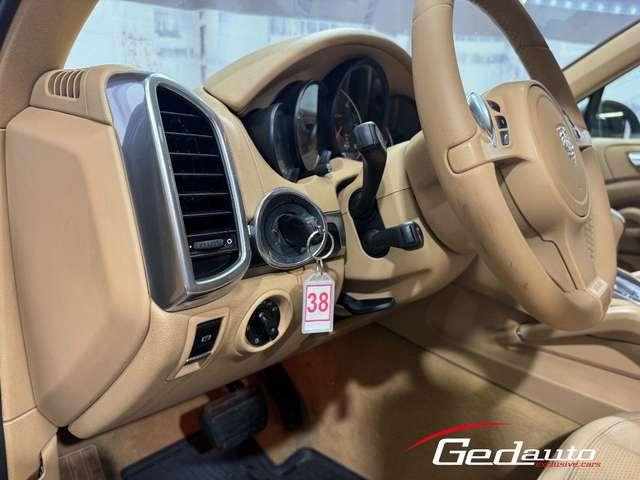 Porsche Cayenne 3.0 Diesel BI-XENON NAVI TETTO