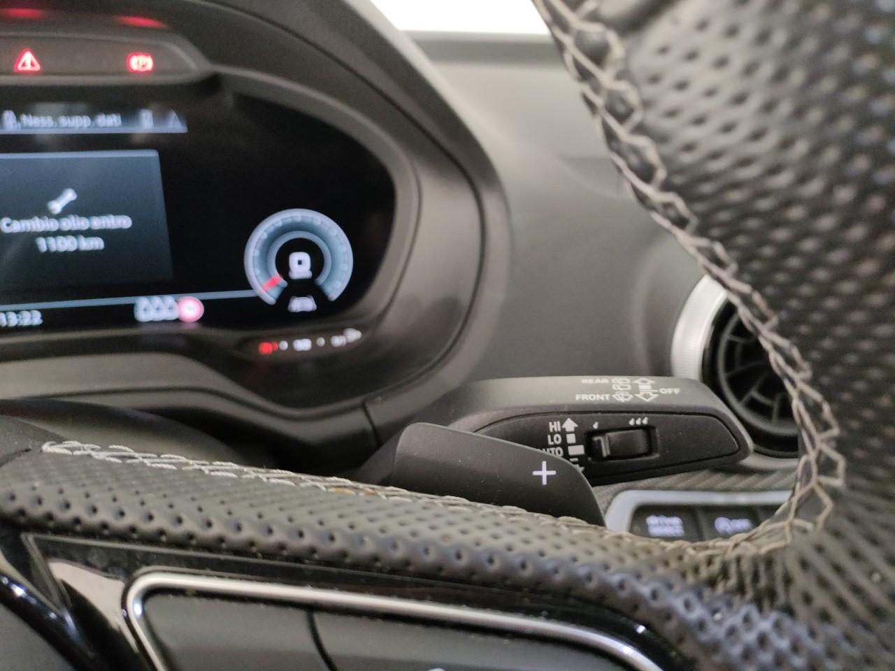 AUDI Q2 35TDI S-line edition s-tronic 150cv