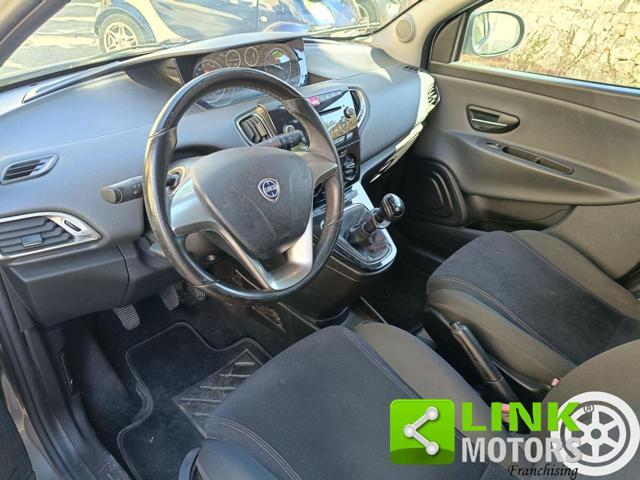 LANCIA Ypsilon 1.2 69 CV 5 porte GPL Ecochic Silver NEOPATENTATI