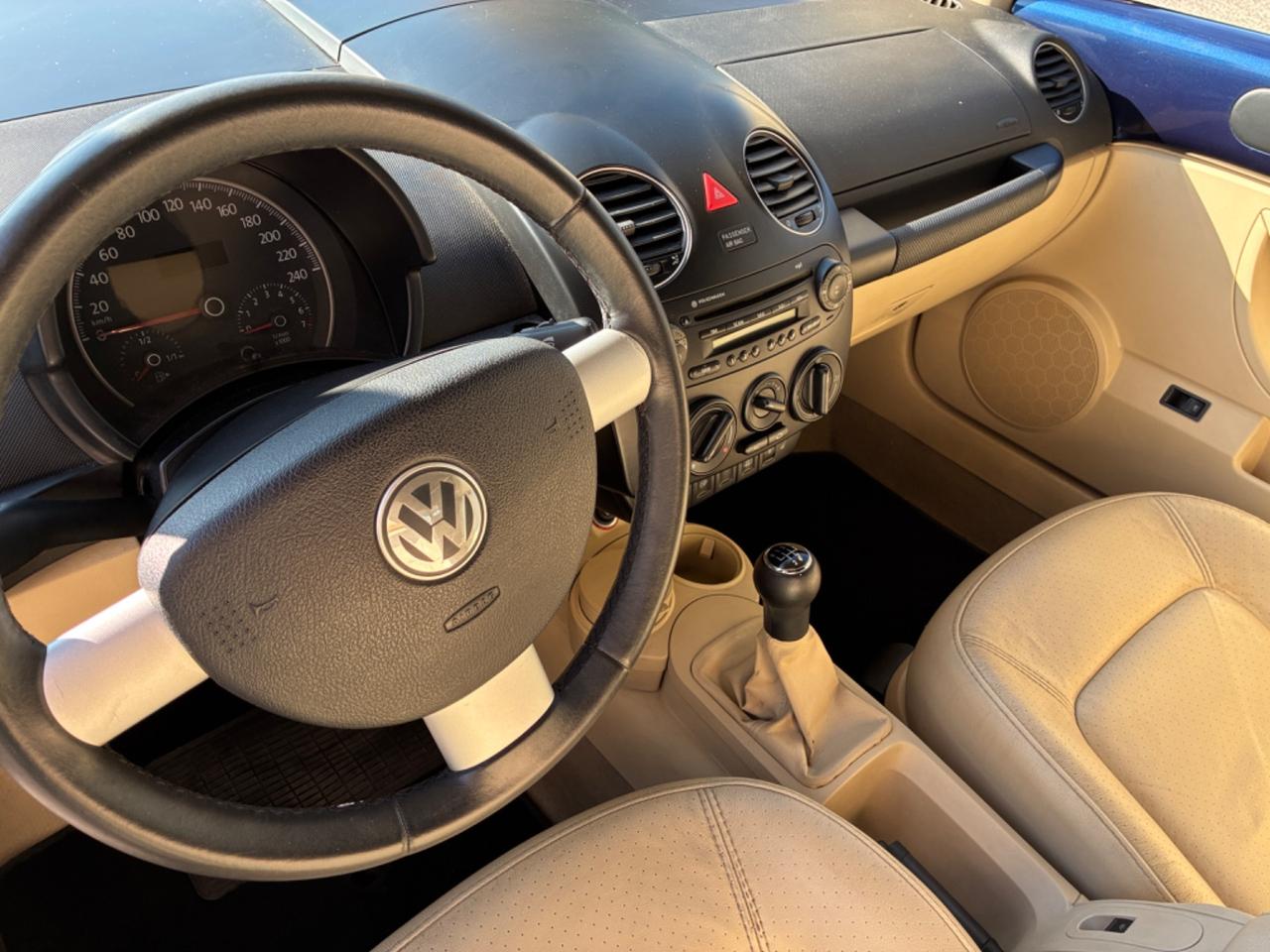 Volkswagen New Beetle 1.6 Cabrio GPL