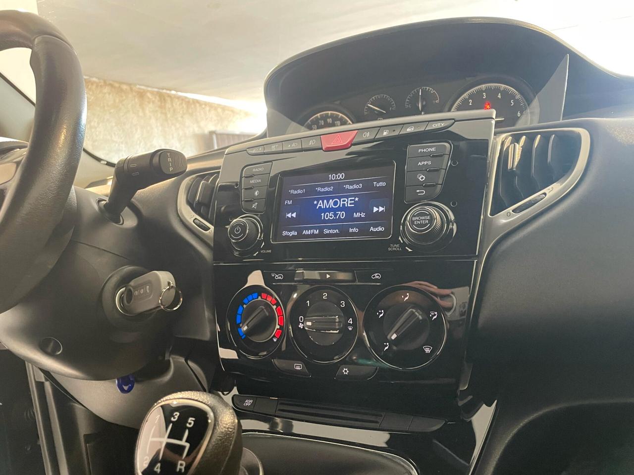 Lancia Ypsilon 1.2 GPL Ecochic Gold