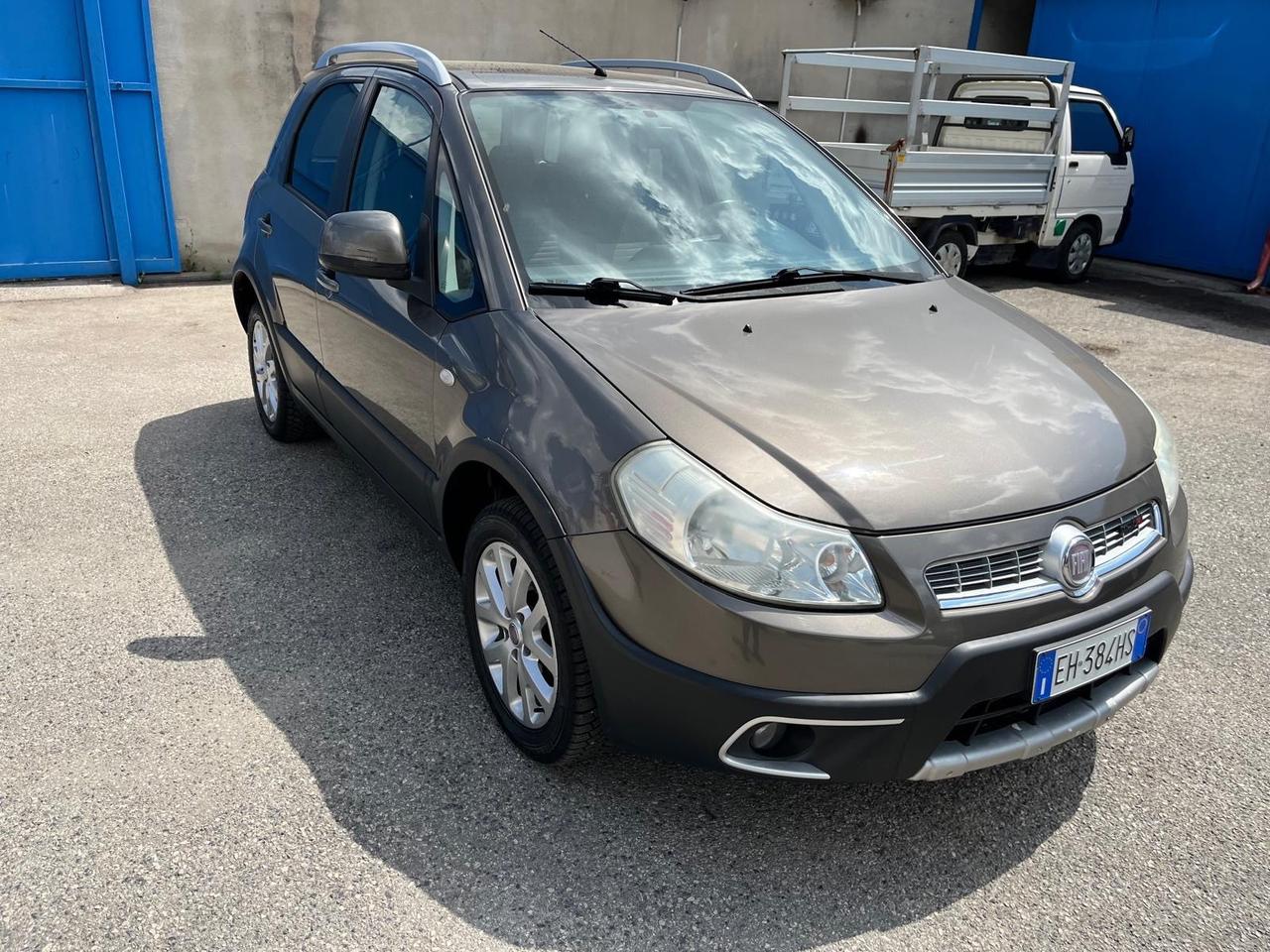 Fiat sedici 2.0 mjt-4x4- full -2011