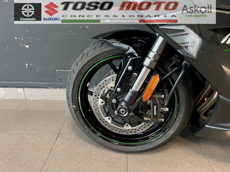 Kawasaki Ninja 1100 SX Tourer
