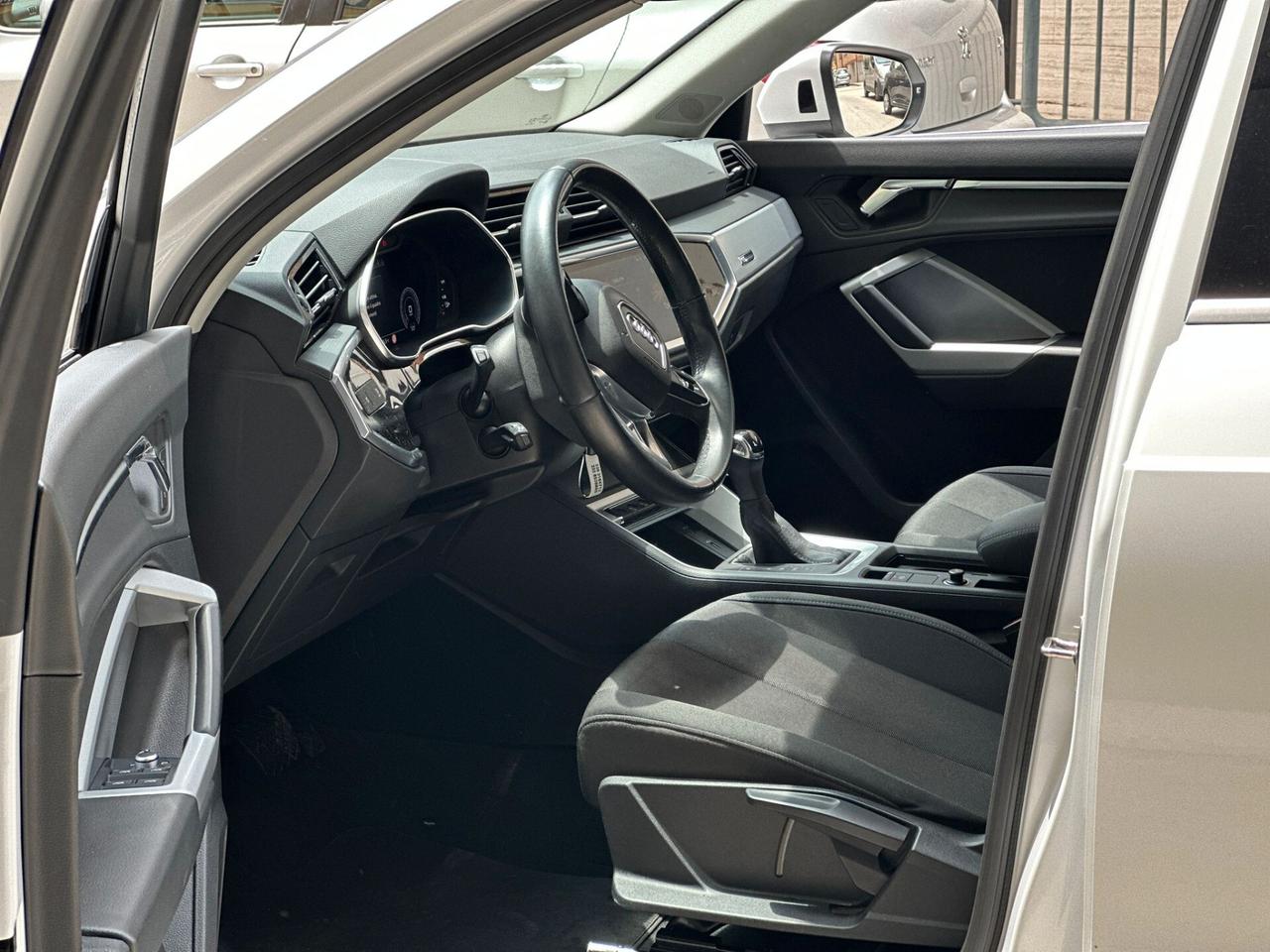 Audi Q3 35 TDI S tronic Business Advanced