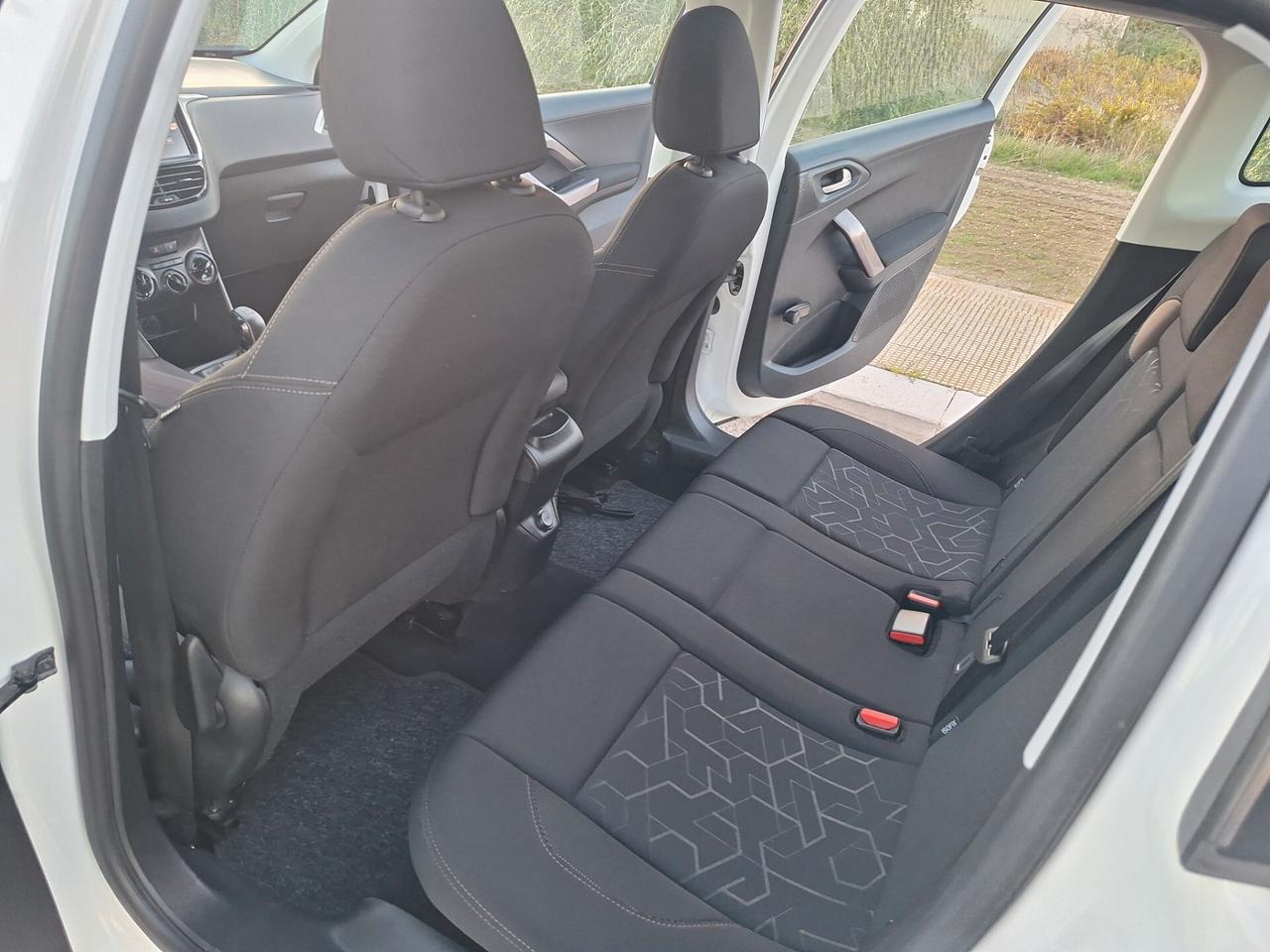 Peugeot 2008 1.4 HDi 68CV Active PERFETTA 2015