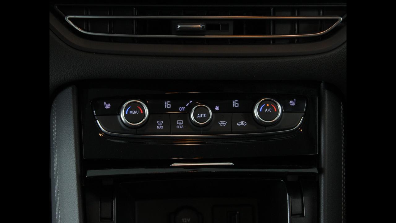 OPEL Grandland I - Grandland 1.2 Ultimate s&s 130cv at8