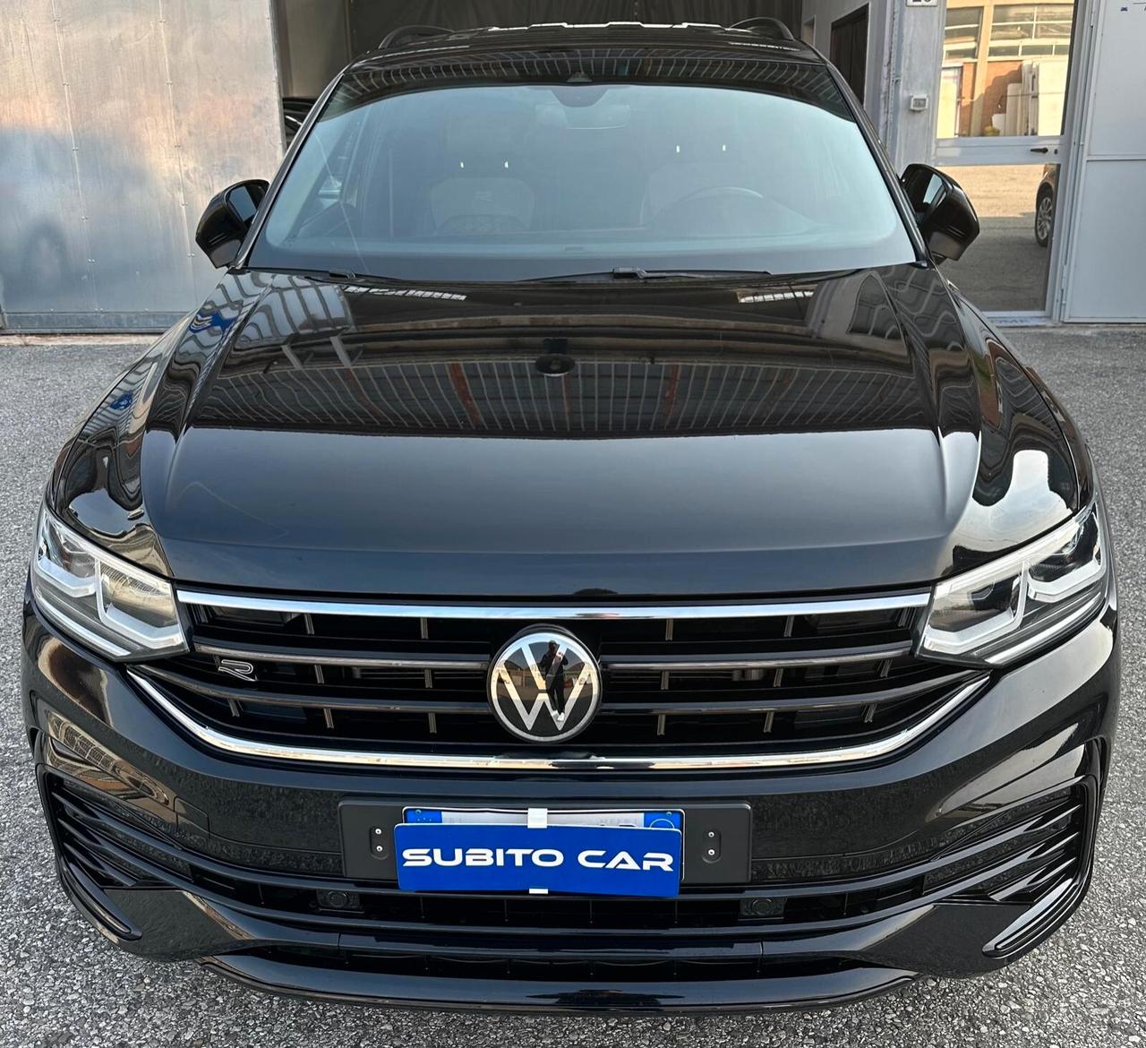 Volkswagen Tiguan Allspace 2.0 TDI SCR DSG R-Line 7 posti