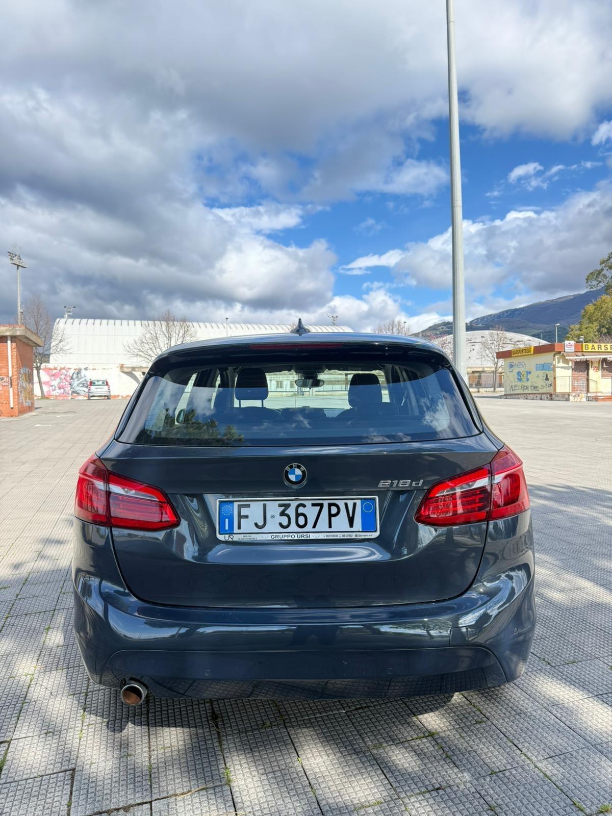 Bmw 2er Active Tourer 218d Advantage