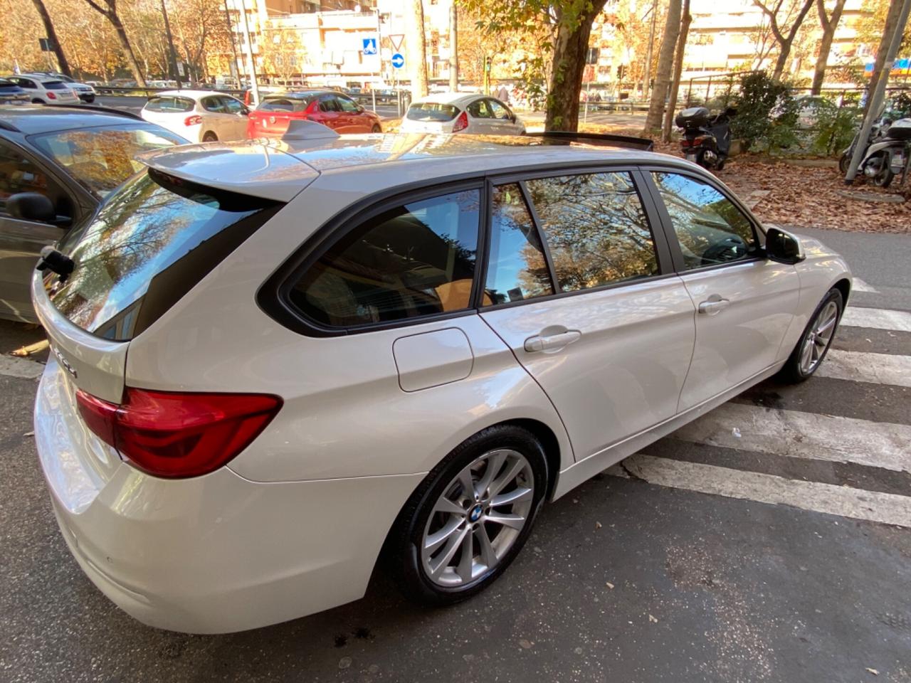 Bmw 320d Touring Sport 190cv AUT..TETTO NAVI