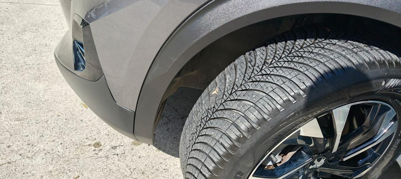 Peugeot 2008 PureTech 130 S&S Allure