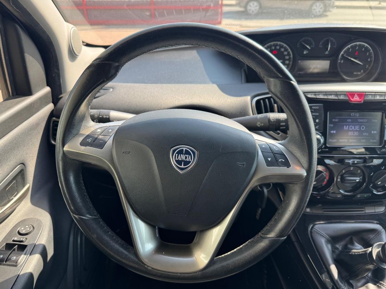 Lancia Ypsilon Gold 1.2 LPG #11723