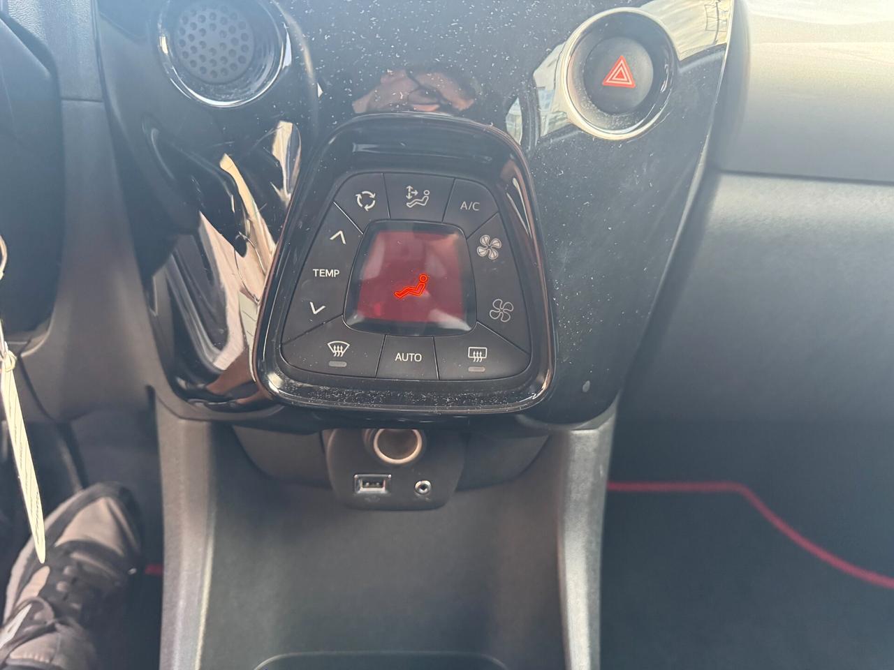 Toyota Aygo 1.0 BENZ 2017
