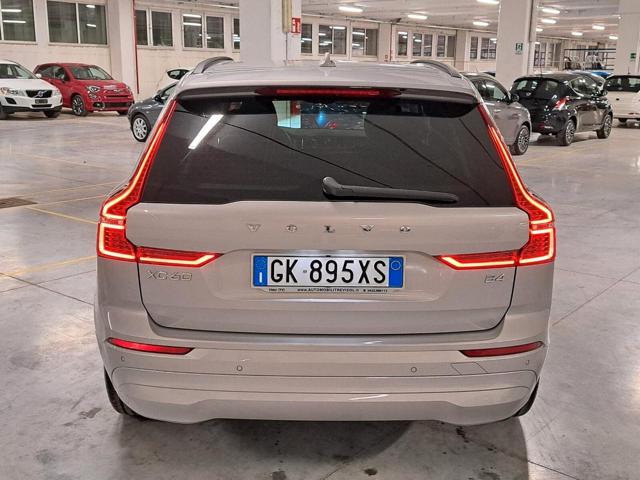 Volvo XC 60 2000 B4 (D) Mild-Hybrid Core Automatico (FWD)