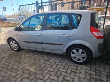 Renault Scenic Scénic 1.6 16V Confort Authentique