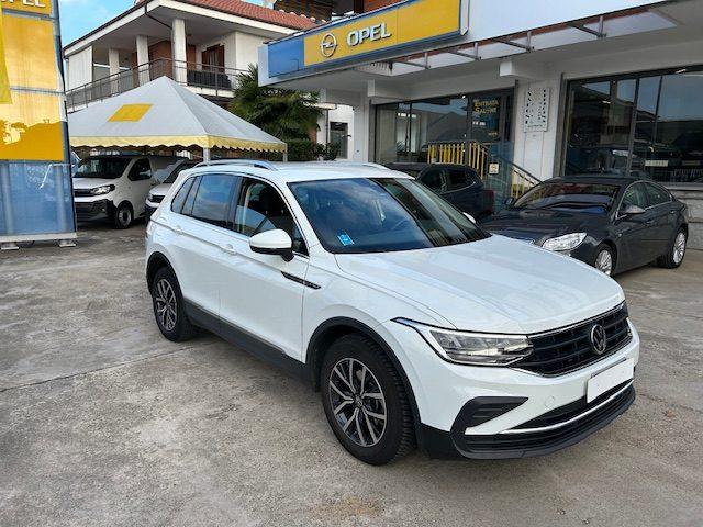 VOLKSWAGEN Tiguan 2.0 TDI 150 CV SCR DSG Life UNICO PROPRIETARIO