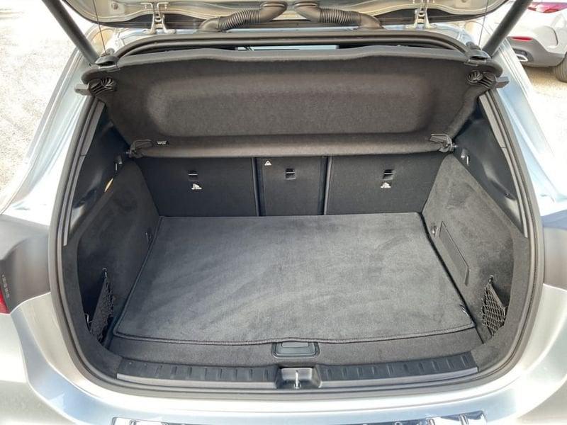 Mercedes-Benz GLA 180d Automatic AMG Line Advanced Plus