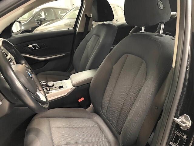 Bmw 318d Touring Business Advantage aut.