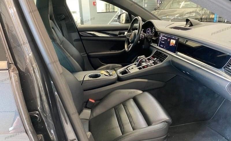 Porsche Panamera 2.9 4 E-Hybrid 462CV TOT 05/2018 TETTO 4 RUOTE STERZANTI