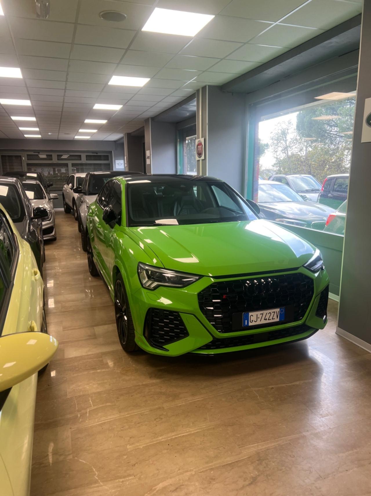 Audi Q3 RS Q3 quattro S tronic