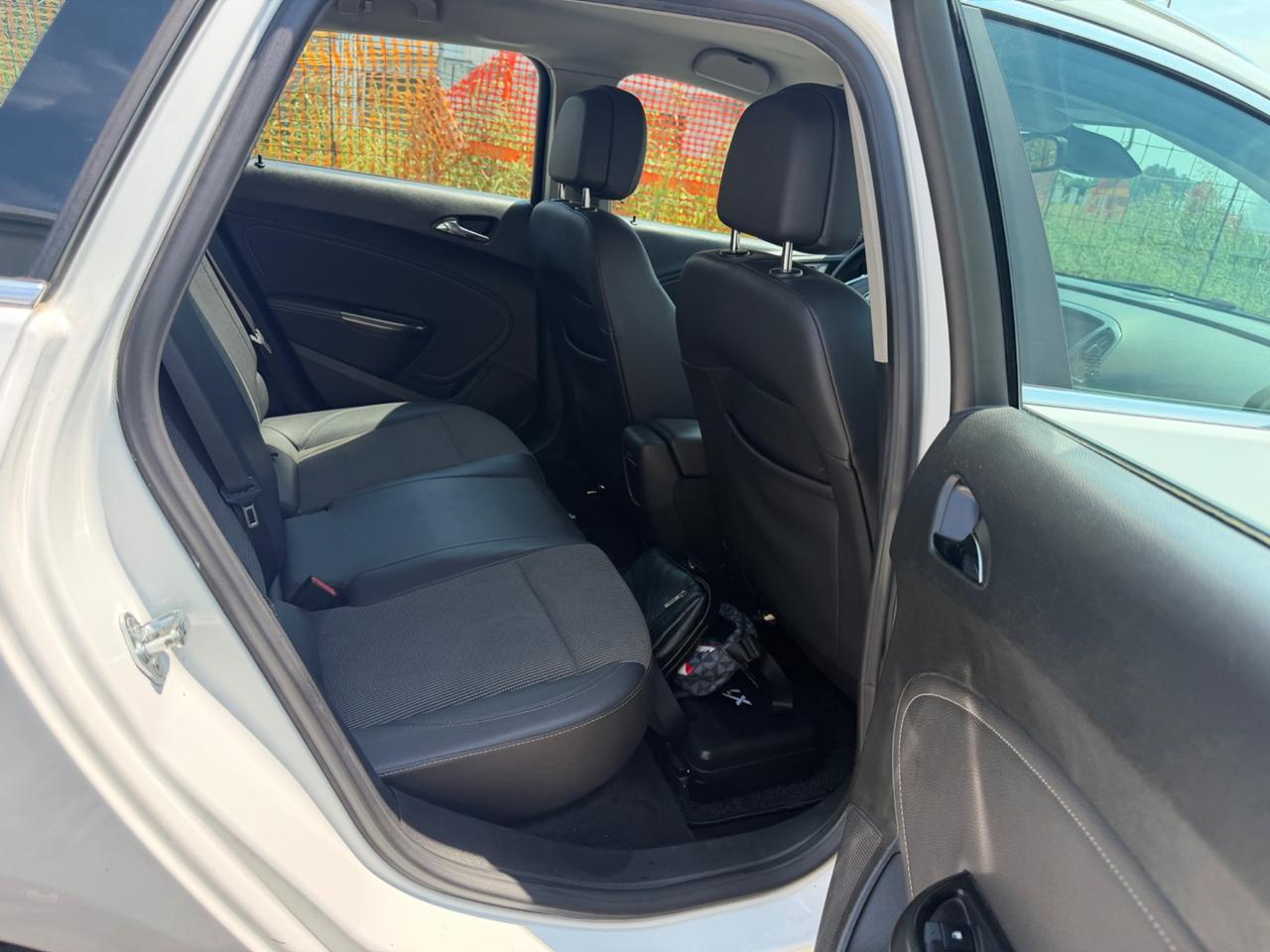 Opel Astra 1.3 CDTI 95CV S&S Sports Tourer Cosmo
