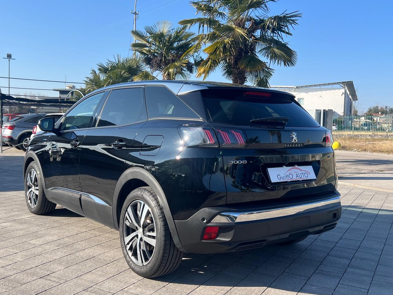 Peugeot 3008 Hybrid 225 e-EAT8 Allure FINANZIABILE