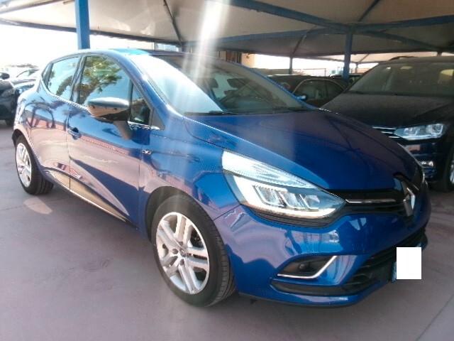 Renault Clio TCe 12V 90 CV 5 porte Moschino Life