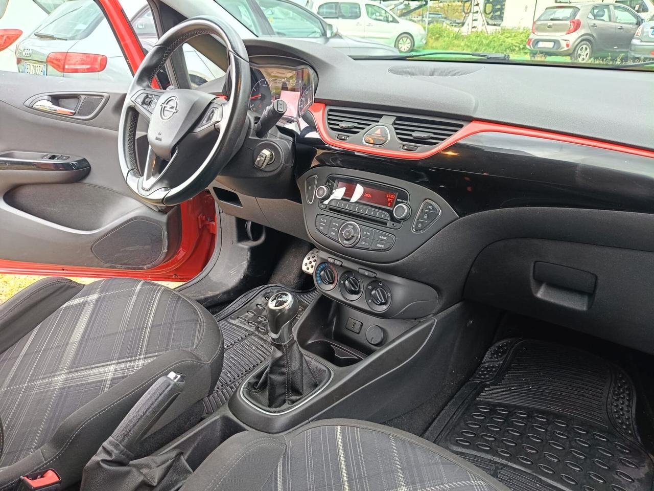 Opel Corsa 1.4 GPL - B.color