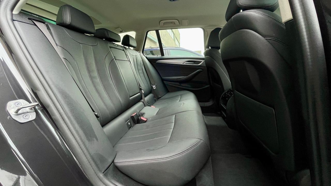 BMW 520D TOURING 2.0 LUXURY 190CV - FULL LED, PELLE, SEDILI ELETTRICI