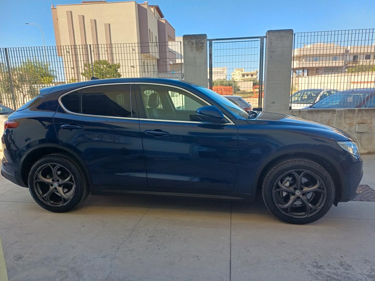 Alfa Romeo Stelvio 2.2 Turbodiesel 210 CV AT8 Q4 Business