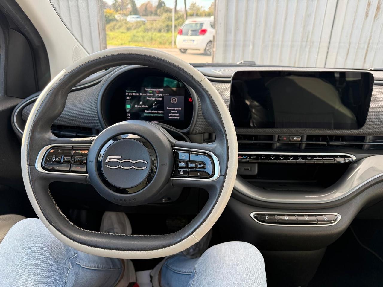 Fiat 500 500e 3+1 42 kWh La Prima