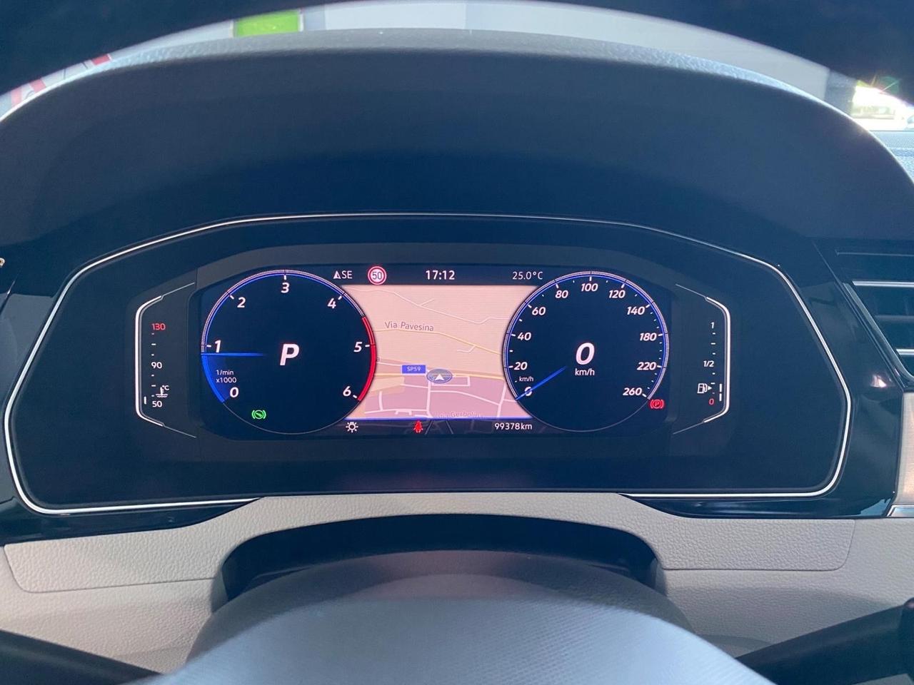 VOLKSWAGEN PASSAT VARIANT 2.0 EXECUTIVE 150CV - FULL LED, VIRTUAL COCKPIT, SEDILI RISCALDATI