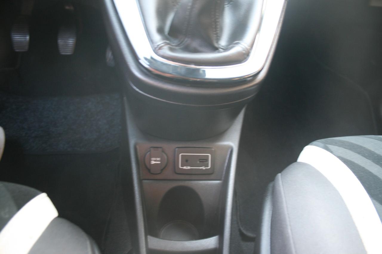 Lancia Ypsilon 1.2 69 CV 5 porte Openinig Edition