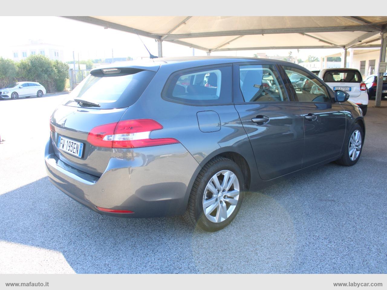 PEUGEOT 308 BlueHDi 130 S&S Business