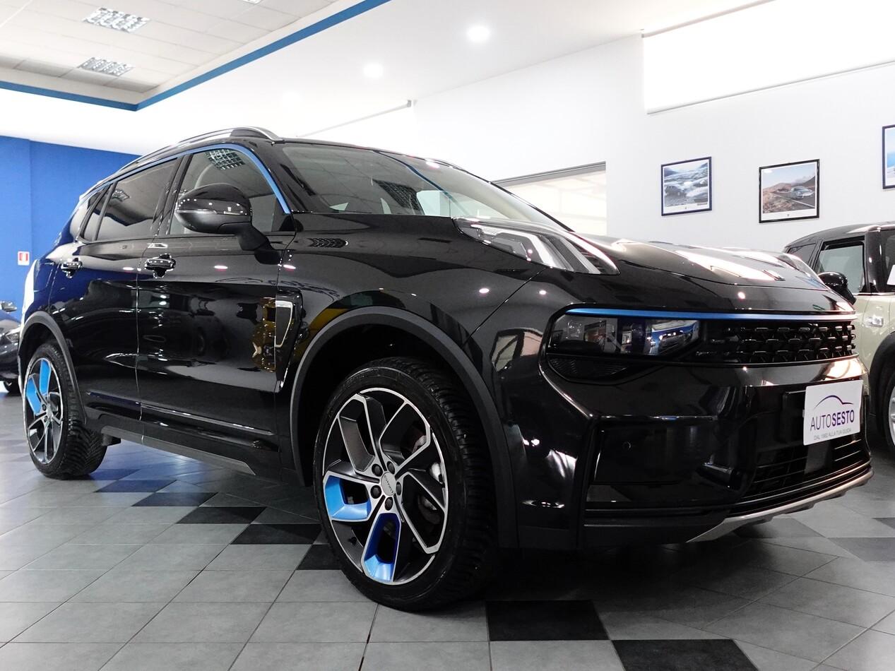 Lynk and Co 01 1.5 BZ 261 CV PHEV 01
