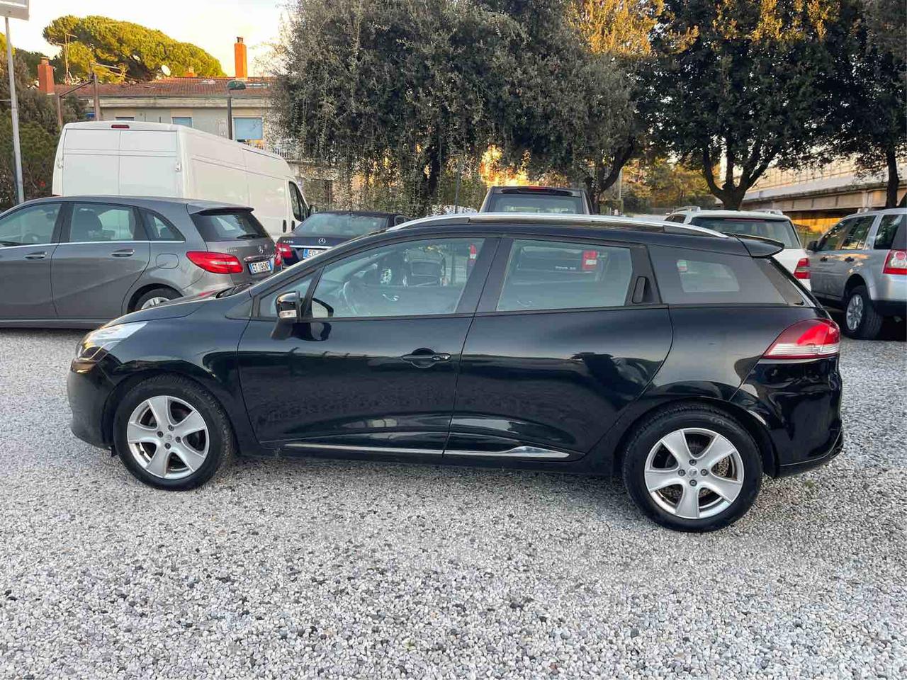 Renault Clio Sporter 1.5 dCi 8V 75CV Live