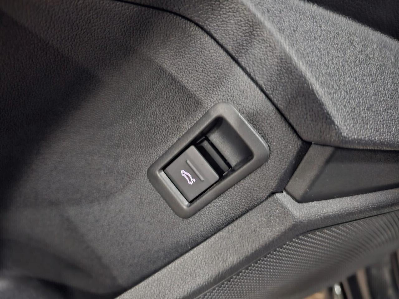 NUOVA AUDI A3 SPORTBACK S-LINE 35 TDI 150CV S-TRONIC IDENTITY BLACK