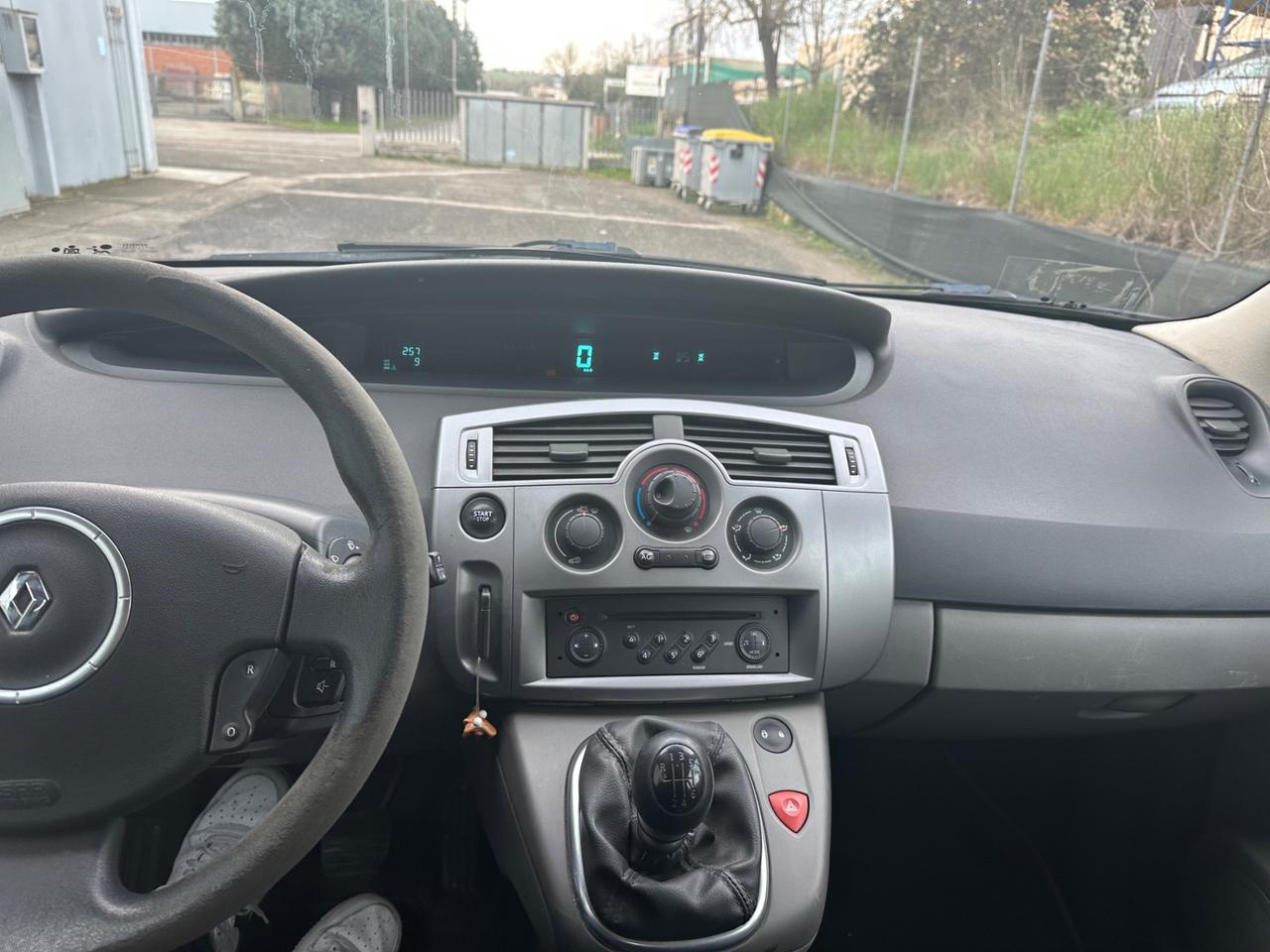 Renault Megane Mégane C-C 1.5 dCi/105CV Exception