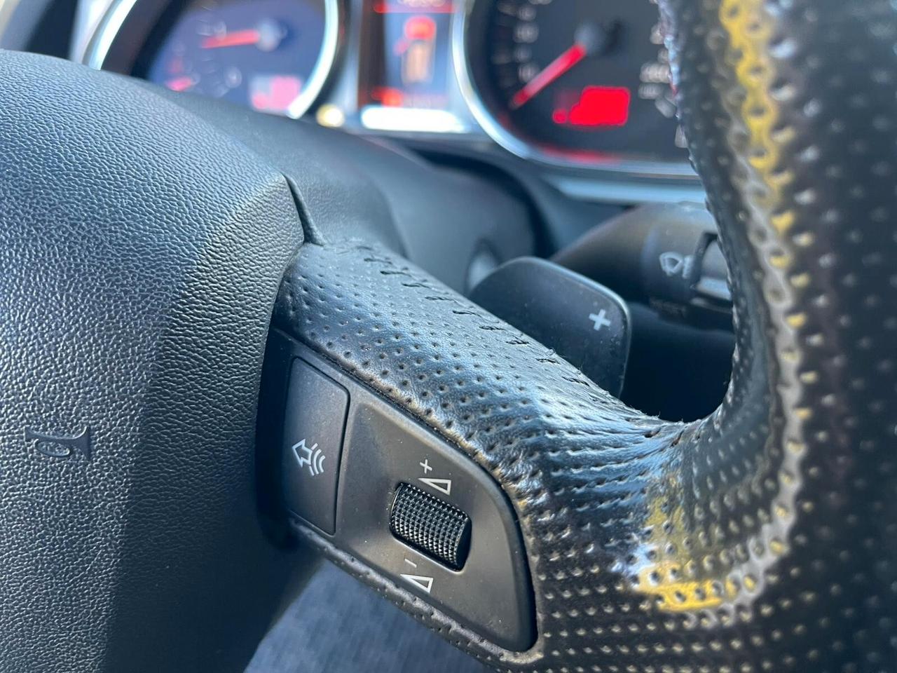 Audi Q7 3.0 V6 TDI 233CV AUTOCARRO