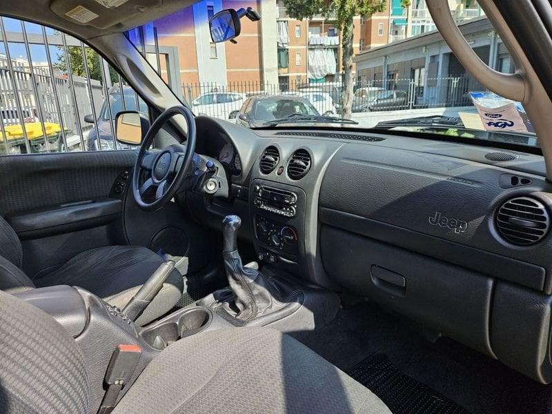 Jeep Cherokee Cherokee 2.5 crd Sport