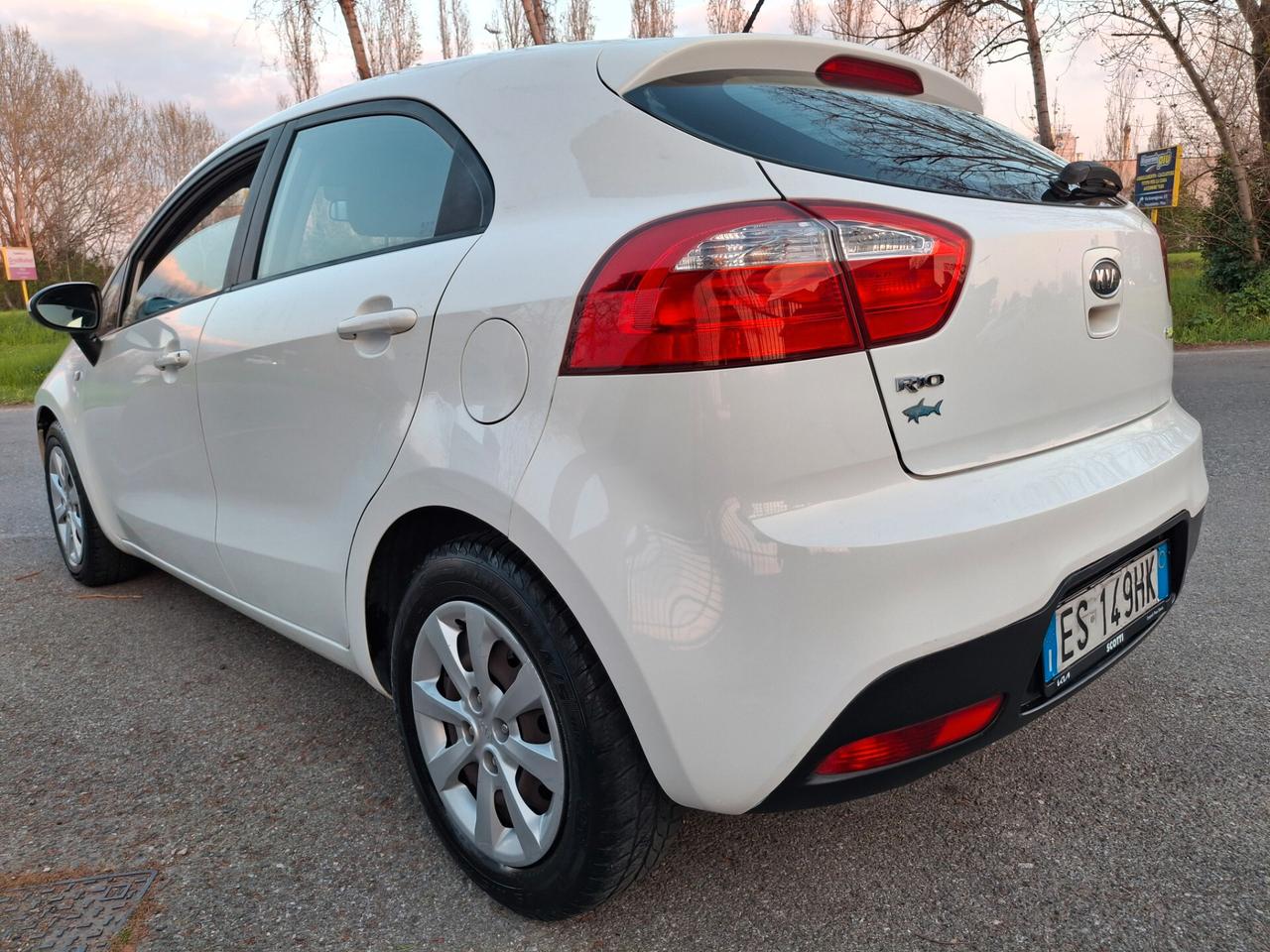 Kia Rio 1.1 CRDi WGT 5p. EX-DIESEL-CERCHI LEGA-