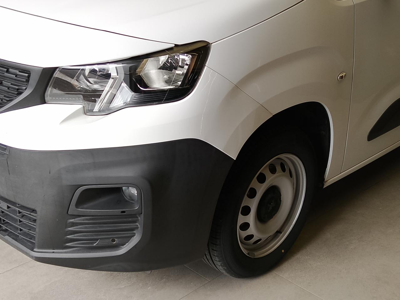 PEUGEOT Partner 2018 - Partner 1.5 bluehdi 100cv L2 Grip E6d