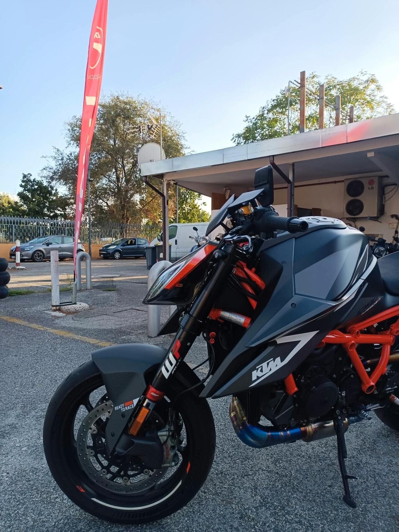 Ktm 1290 Super Duke RR (ONE of 500pz)