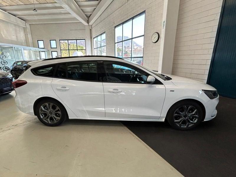 Ford Focus 1.0 EcoBoost Hybrid 125 CV SW ST Line