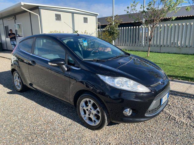 FORD Fiesta 1.2 82CV 3 porte Titanium