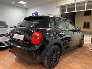 MINI 1.5 COOPER D 5Porte Automatica - 2015