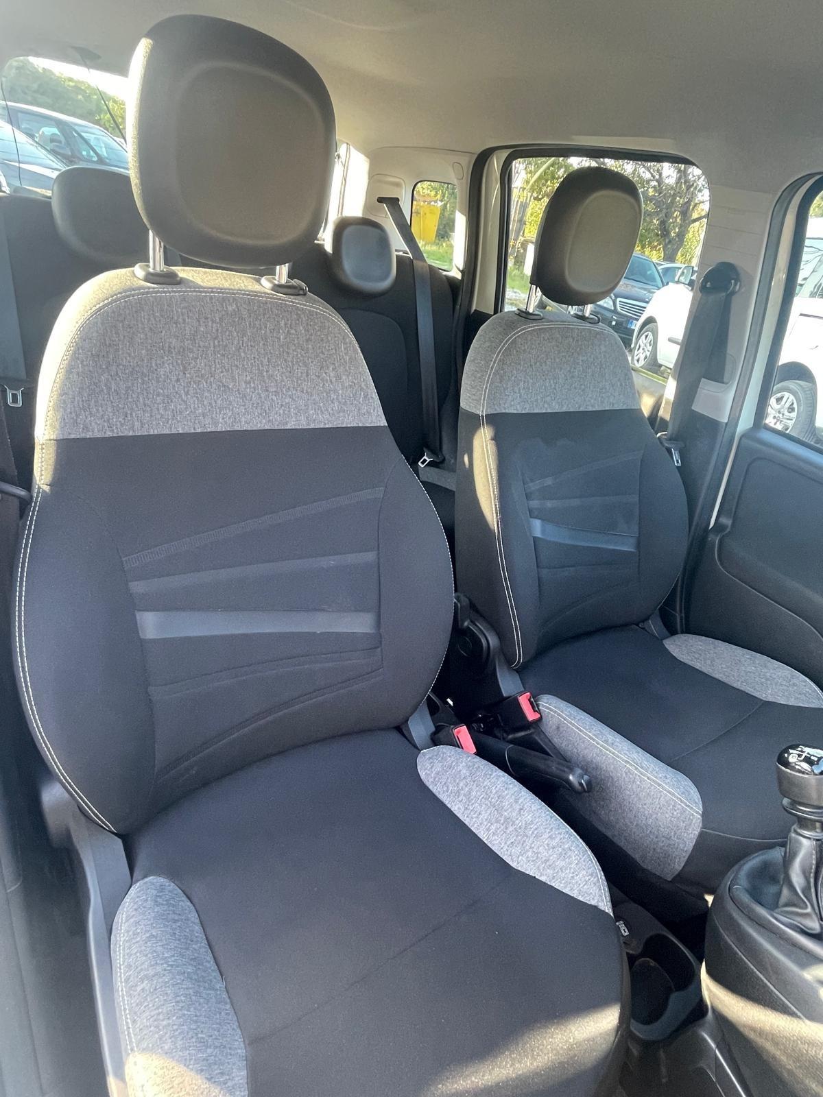 Fiat 500 HIBRID DOLCEVITA NEO PATENTATI TETTO PANORAMICO APPLE CAR PLAY BLUETOOTH CRUISE FULL LED