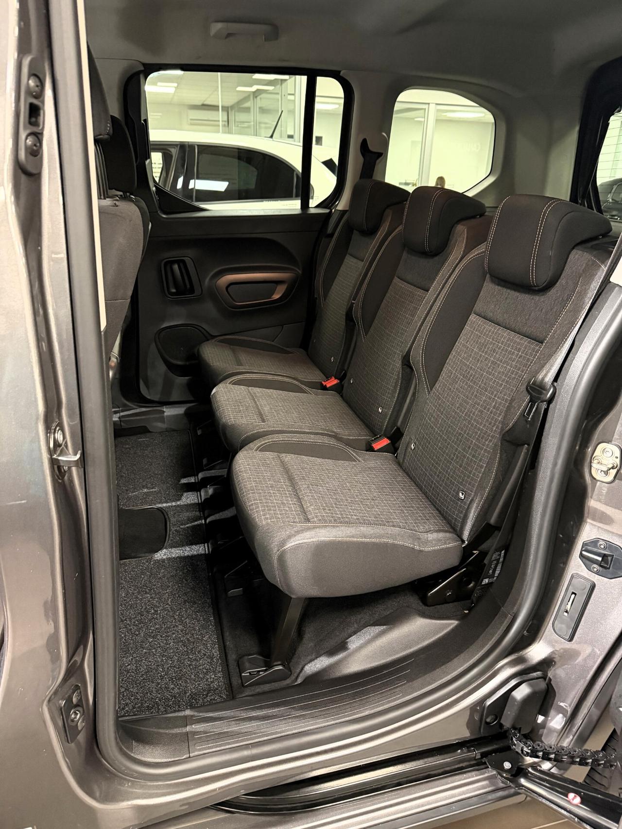 Peugeot Rifter BlueHDi 130 S&S EAT8 GT Line Standard