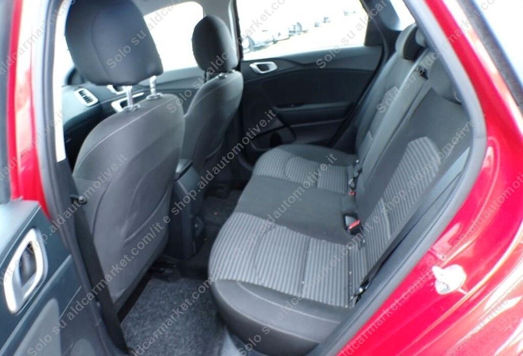 Kia Ceed 1.6 CRDi 136 CV MHEV SW Business