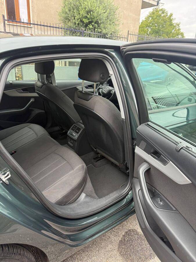 Audi A4 40 2.0 tdi 190cv s-tronic