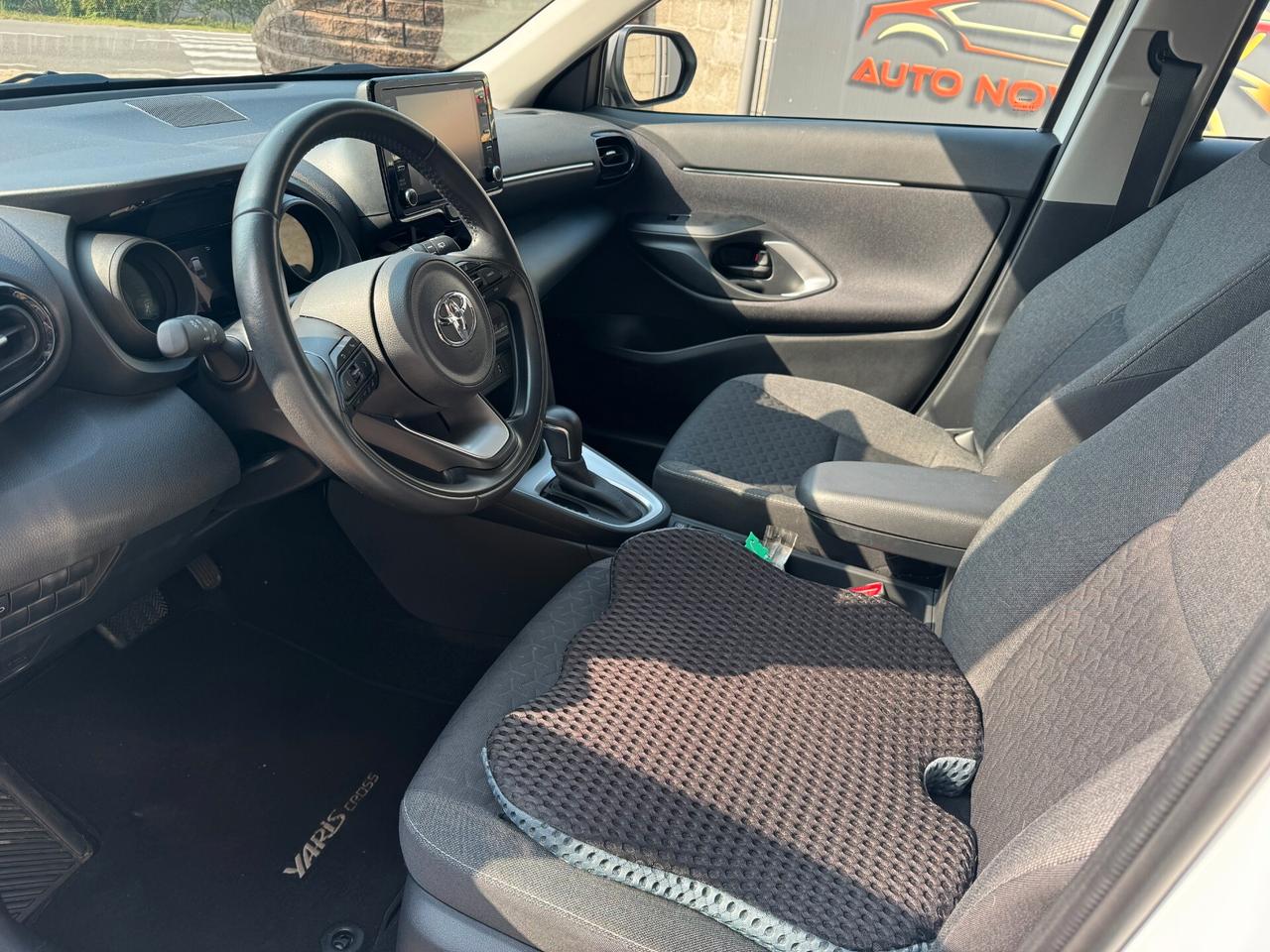 Toyota Yaris Cross 1.5 Hybrid 5p. E-CVT Business 85kw